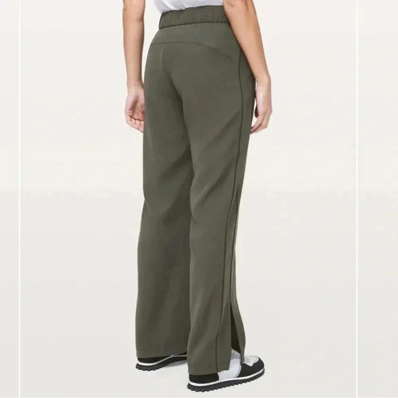 Lululemon On the Right Track Pant Size 10 Dark Olive / Black - Picture 3 of 13
